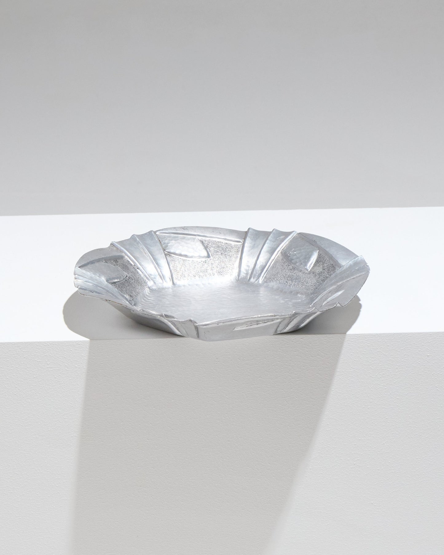 HAMMERED PEWTER DISH, LOUIS HOUZEAUX, 1930s