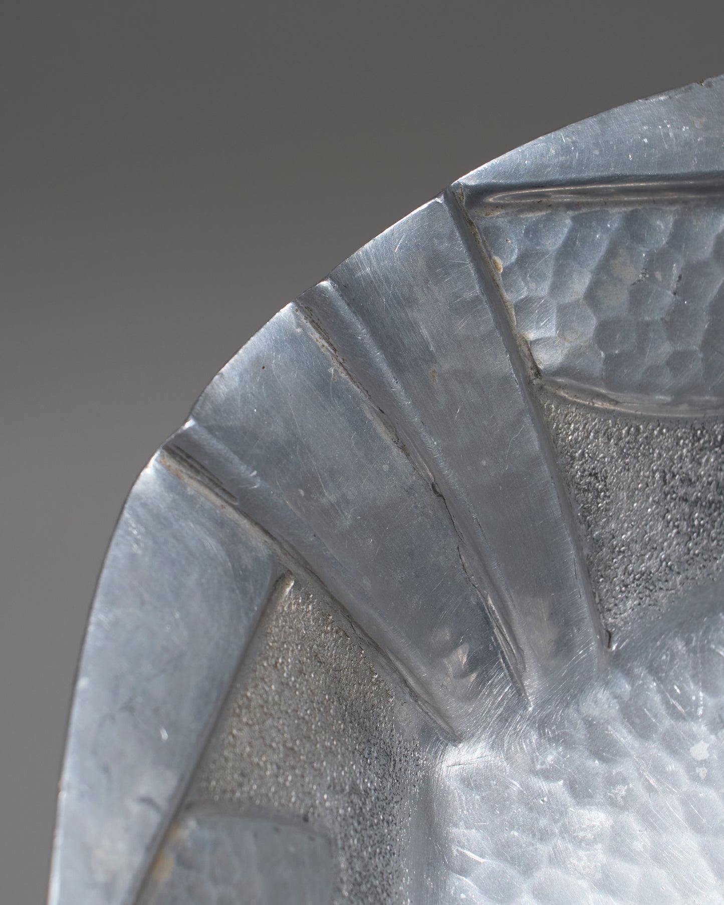 HAMMERED PEWTER DISH, LOUIS HOUZEAUX, 1930s