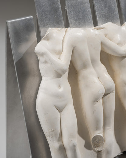 SCULPTURE MURALE BAS-RELIEF LES TROIS GRÂCES, 2000s