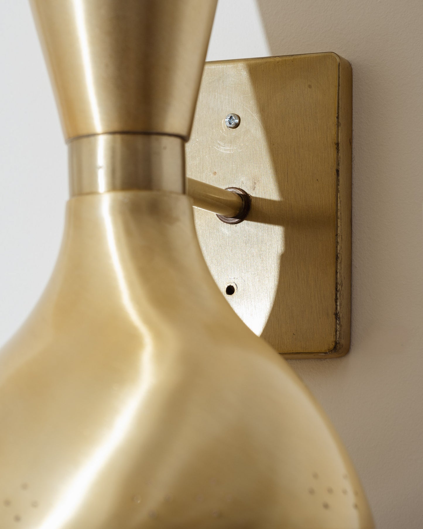 PAIR OF DIABOLO GOLD WALL LIGHTS, 1960s