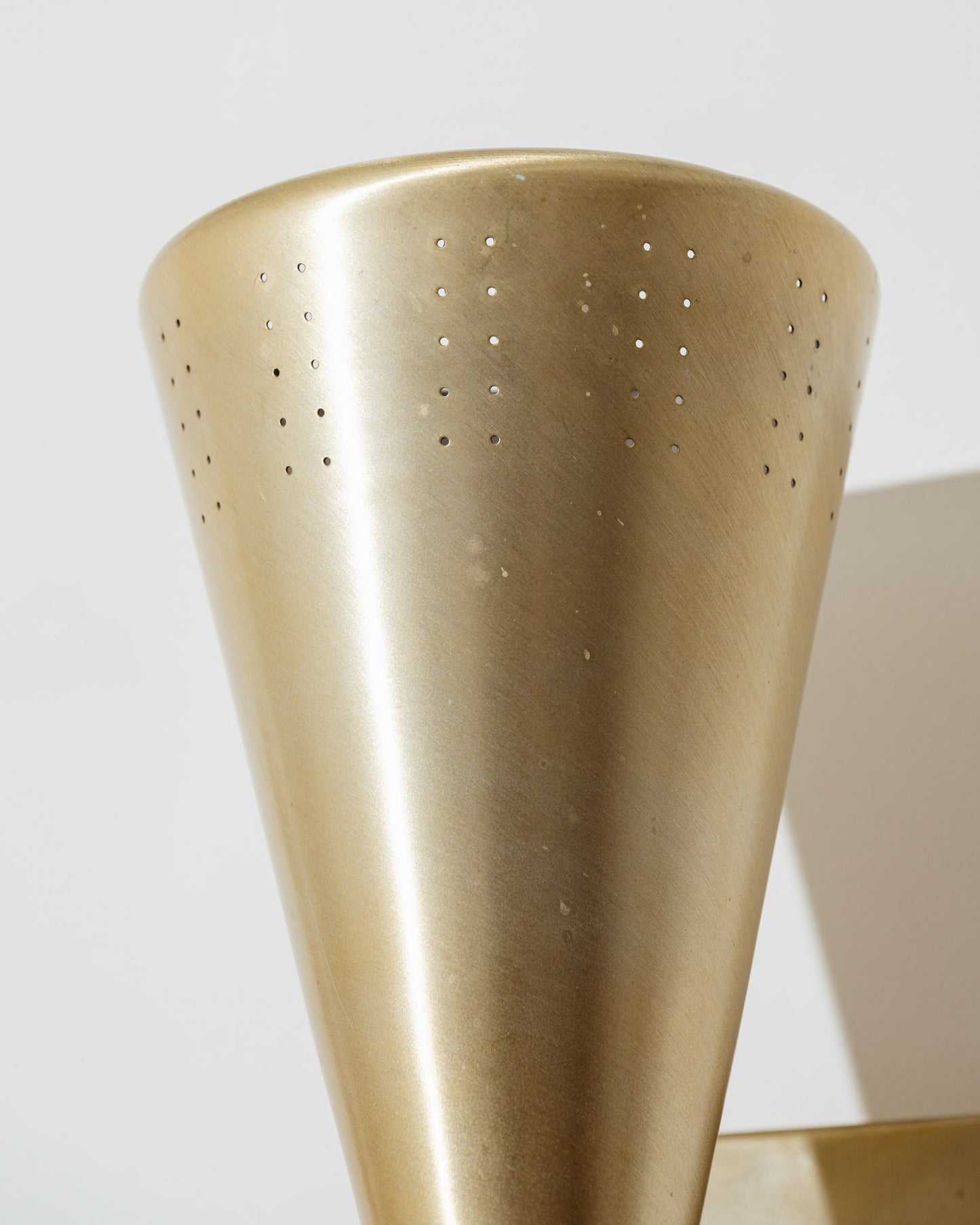 PAIR OF DIABOLO GOLD WALL LIGHTS, 1960s