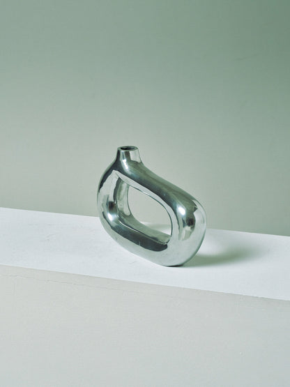 VASE MODERNISTE EN ALUMINIUM, 1980s