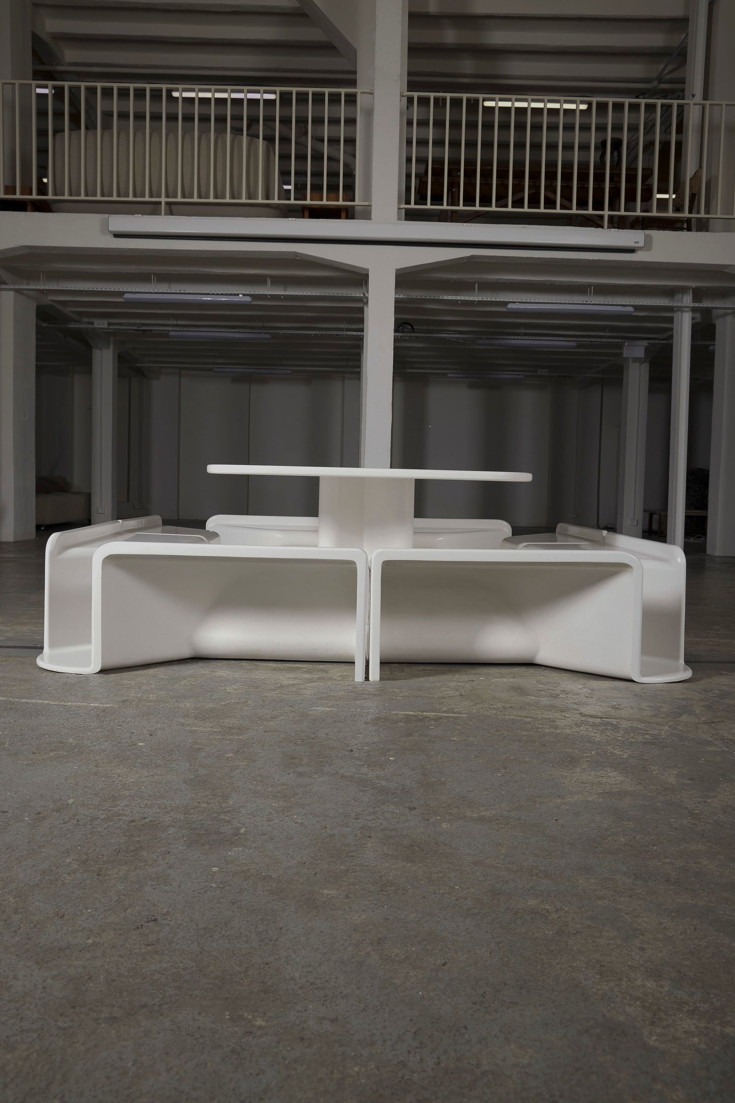 PROTOTYPE OF THE “MIAMI” TABLE PIERRE PAULIN