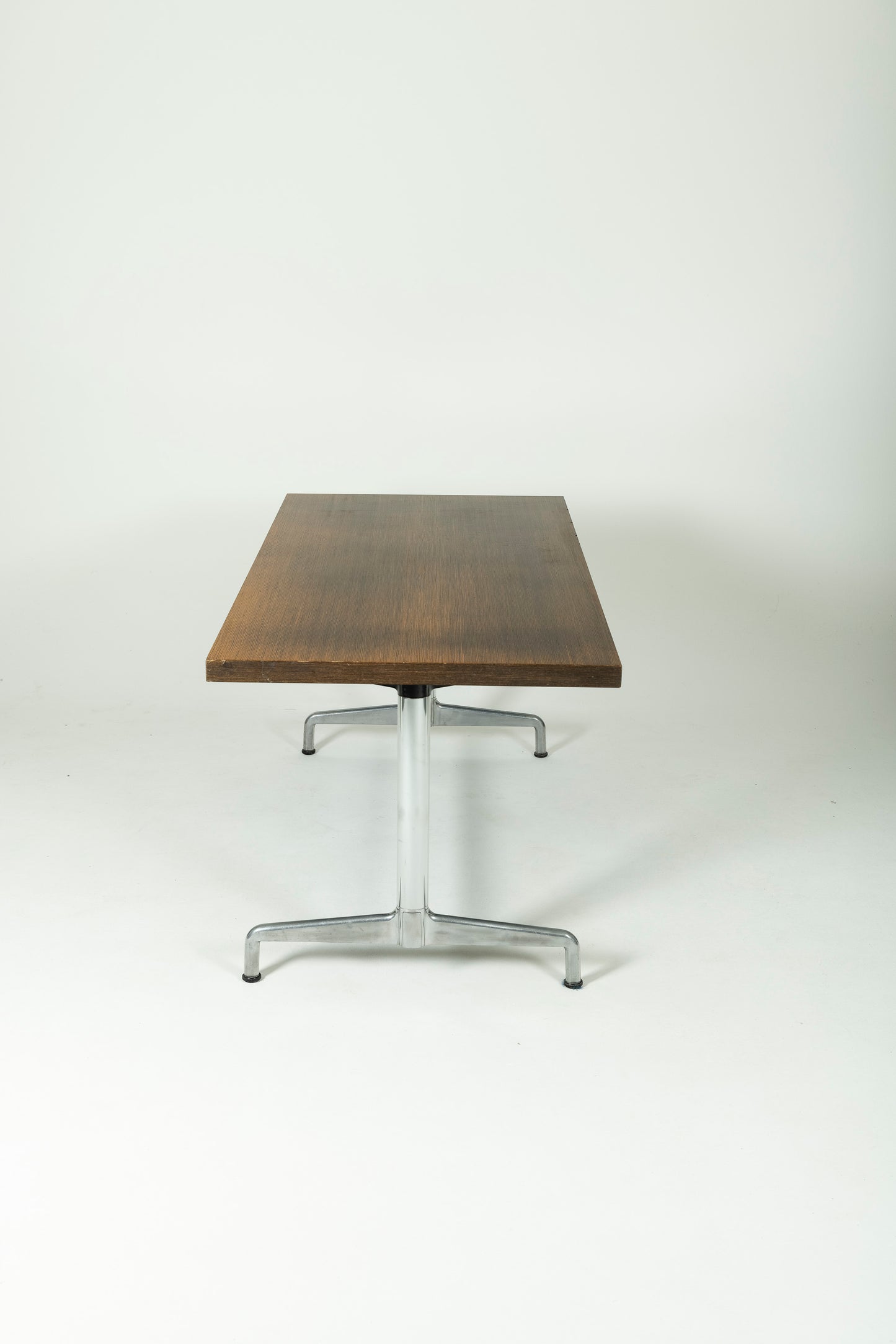 GIANCARLO PIRETTI DINING TABLE