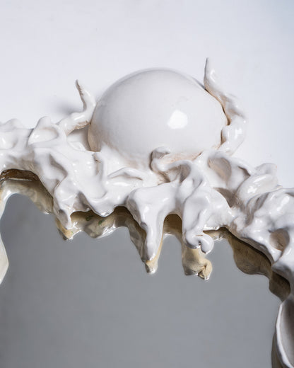 MIRROR “SELF SUFFICENCY, PORTRAIT OF A SELF-HEALING”