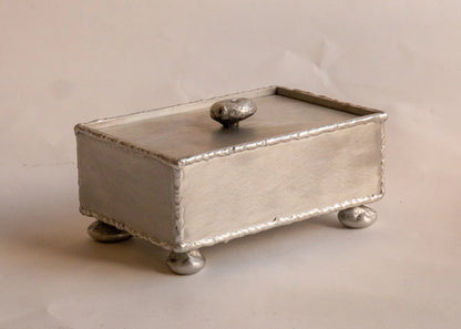 BOÎTE À BIJOUX EN ALUMINIUM