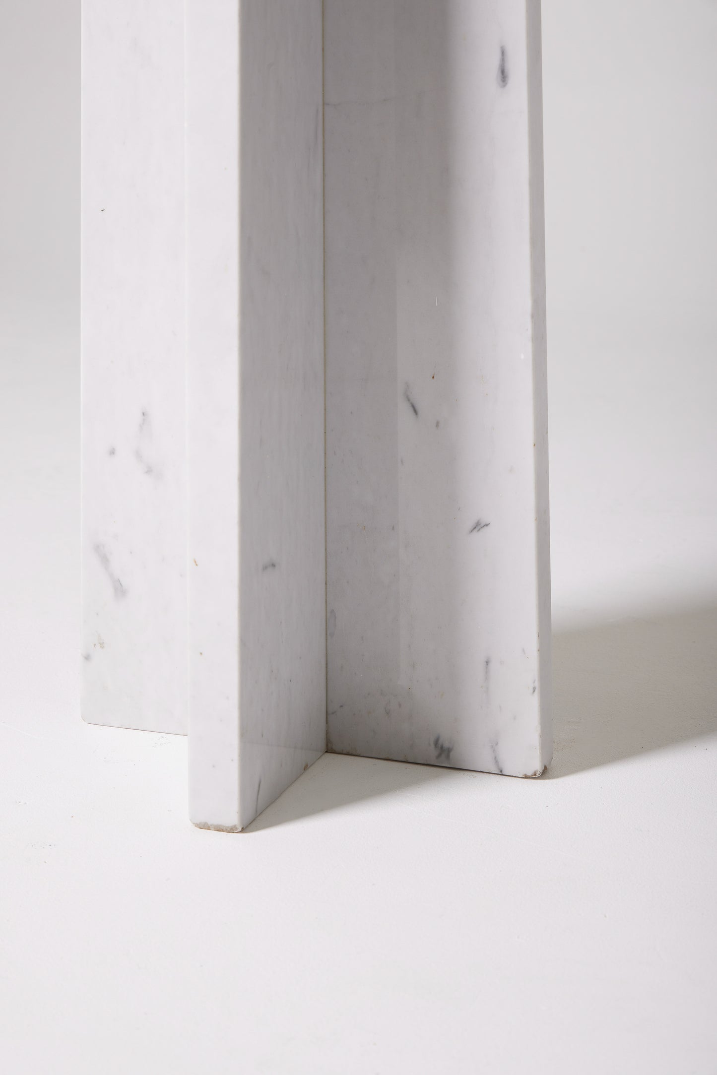 “WAGNERIANA” MARBLE FLOOR LAMP LELLA &amp; MASSIMO VIGNELLI, 1980s