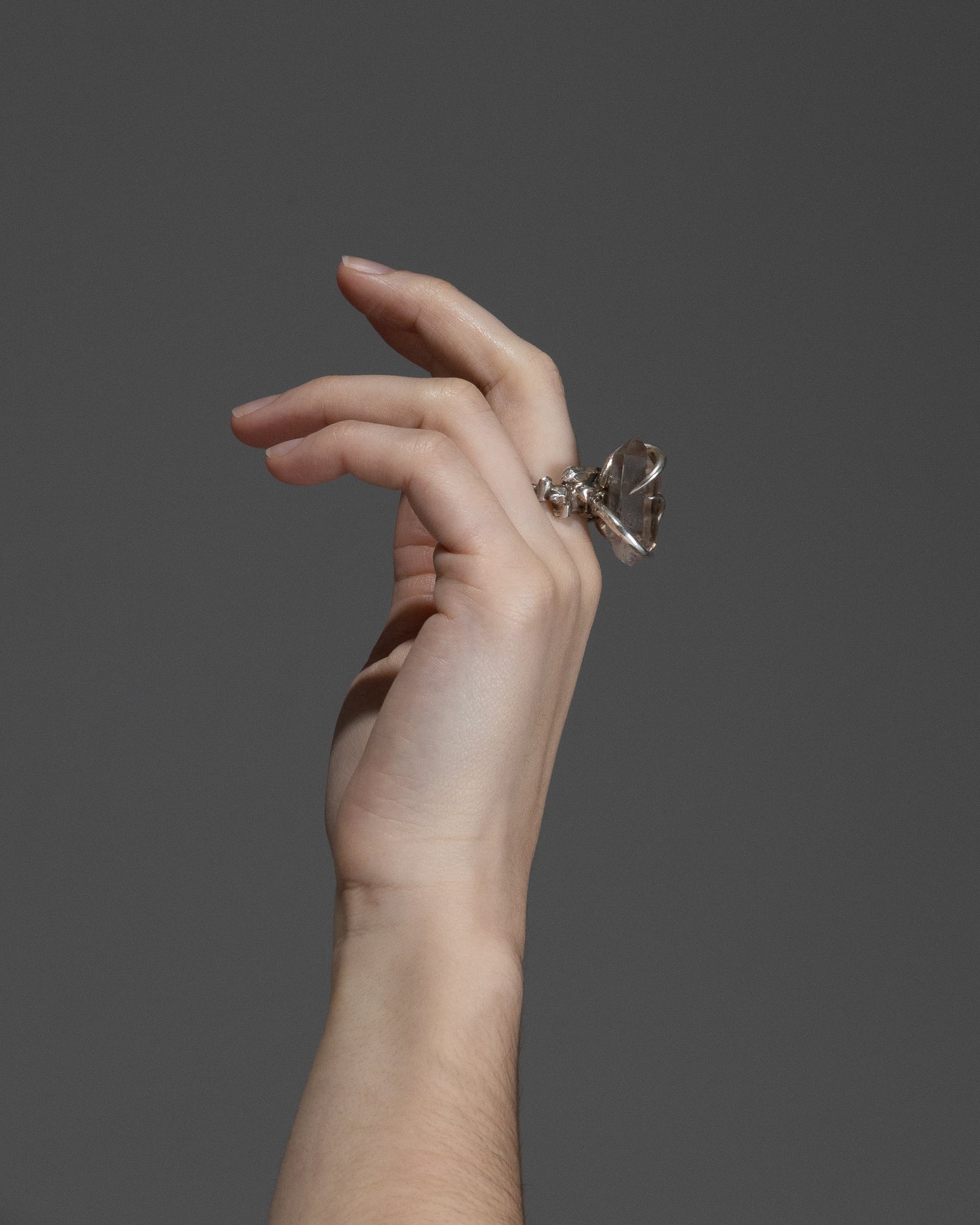 BAGUE EN ARGENT 950 ET QUARTZ GRIS