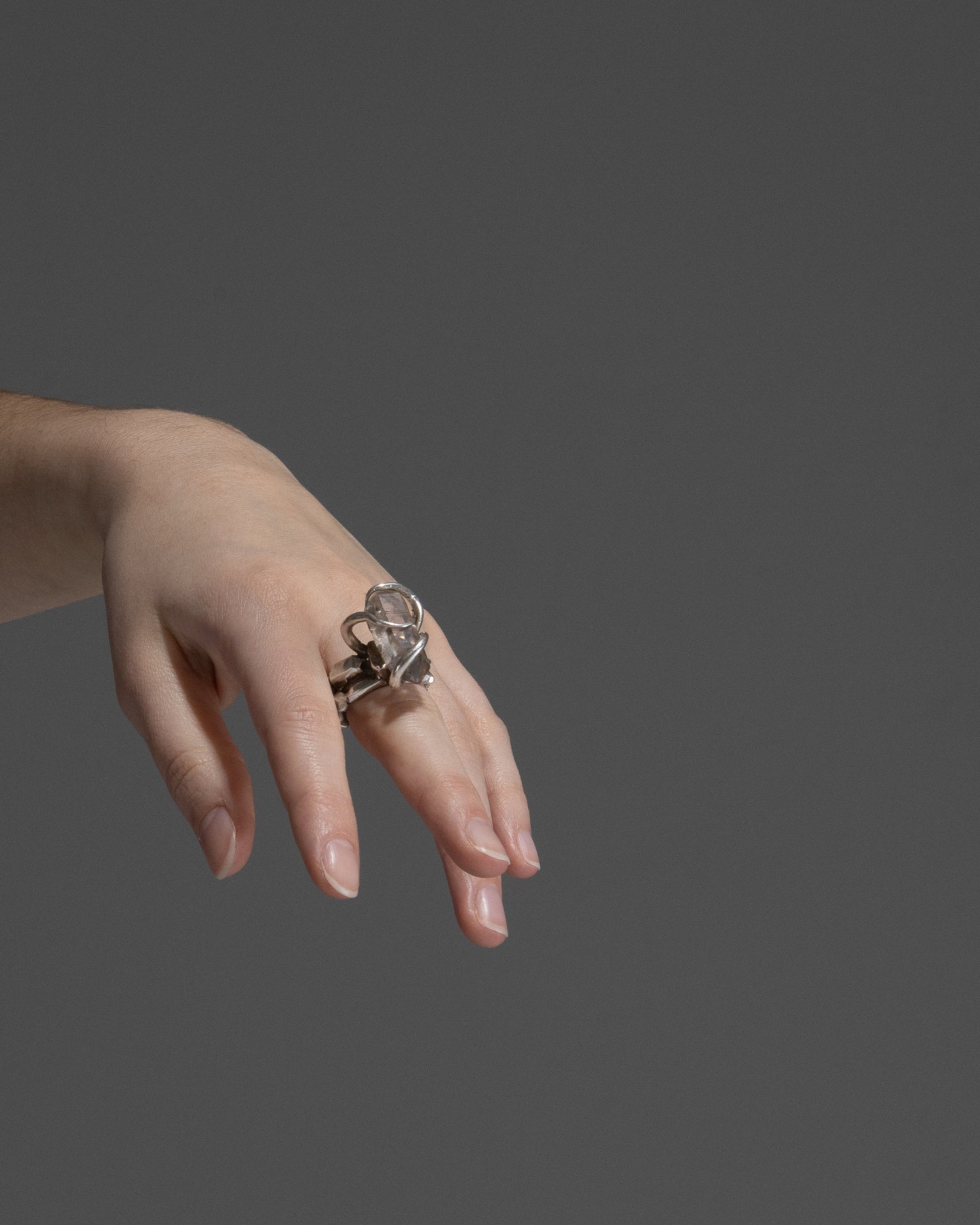 BAGUE EN ARGENT 950 ET QUARTZ GRIS