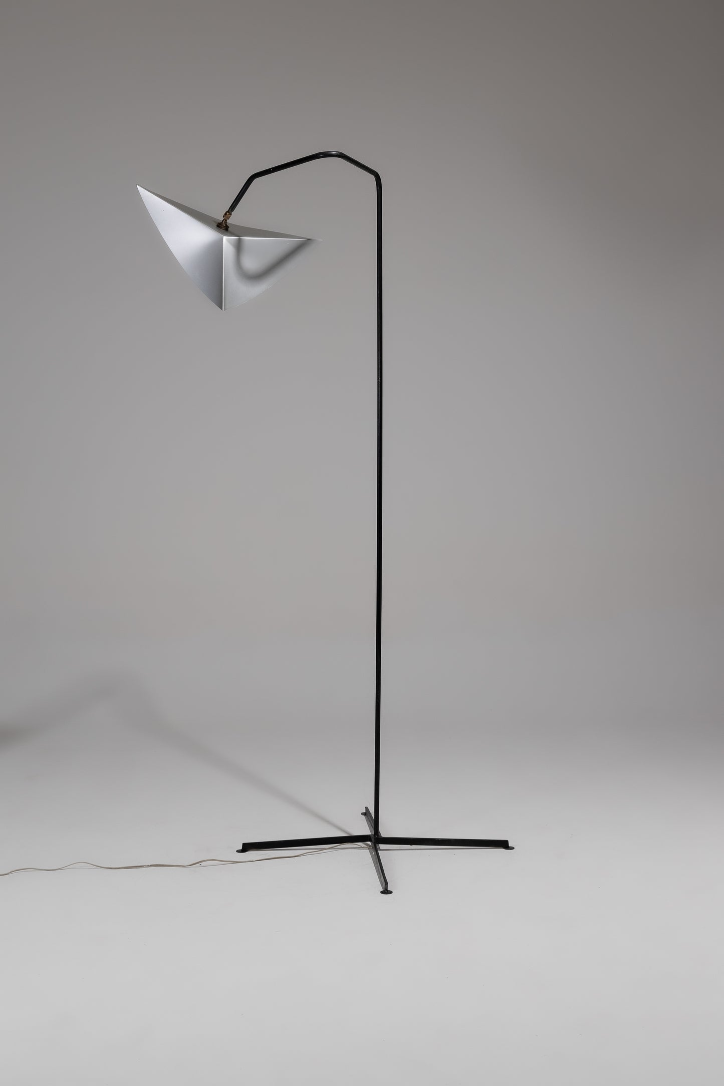 MODERNIST METAL FLOOR LAMP