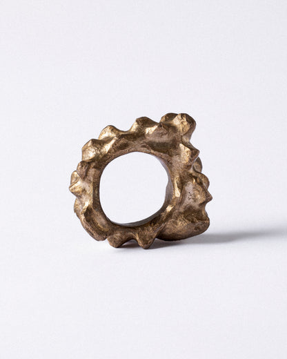 BAGUE ROCHE EN LAITON