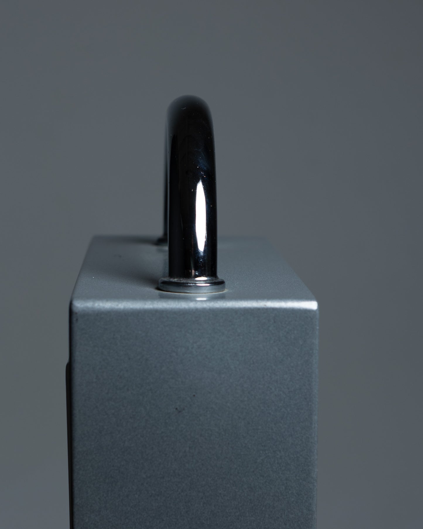 LAMPE EN MÉTAL ET VERRE 'VALIGETTA', MATTEO THUN, 1980s