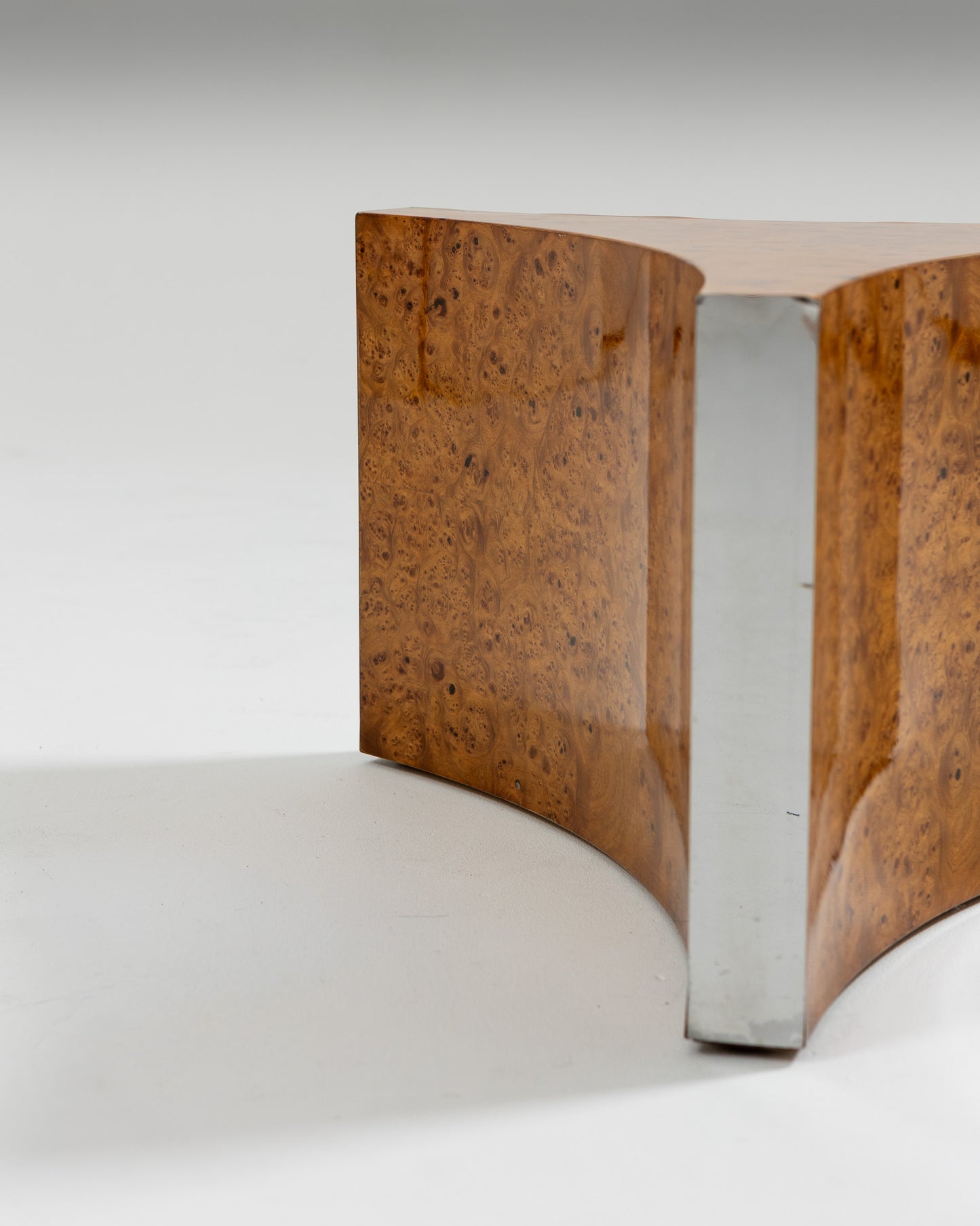 BURR ELM AND GLASS COFFEE TABLE, 1970s