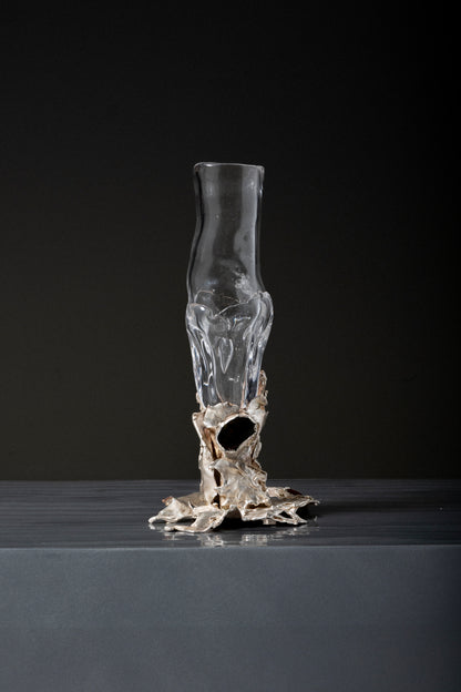 VERRE À PIED EN ARGENT ET PIERRES PRÉCIEUSES