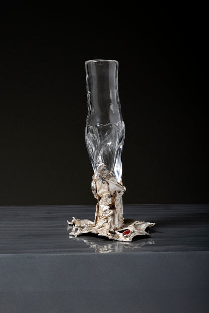 VERRE À PIED EN ARGENT ET PIERRES PRÉCIEUSES