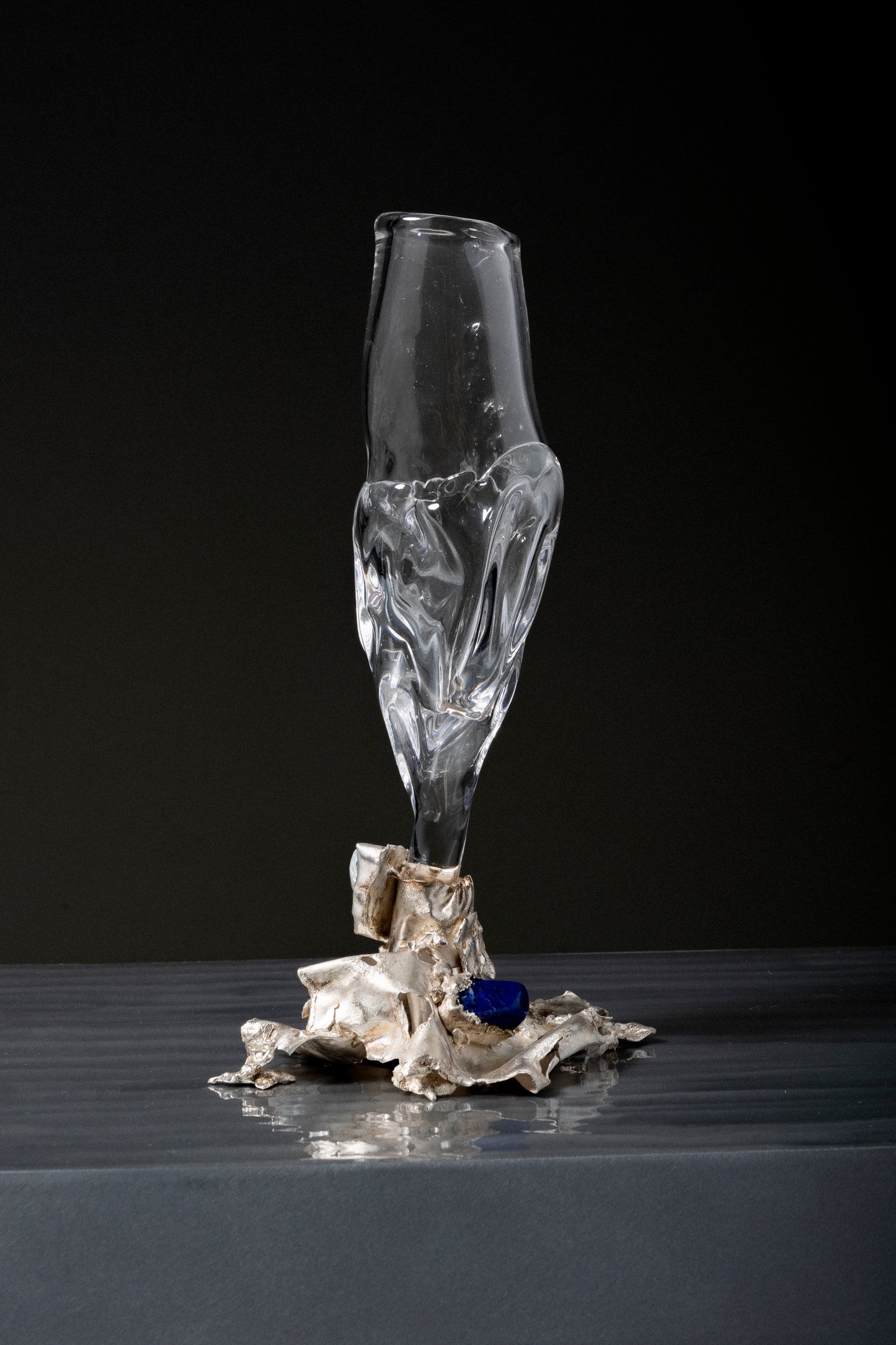 VERRE À PIED EN ARGENT ET PIERRES PRÉCIEUSES