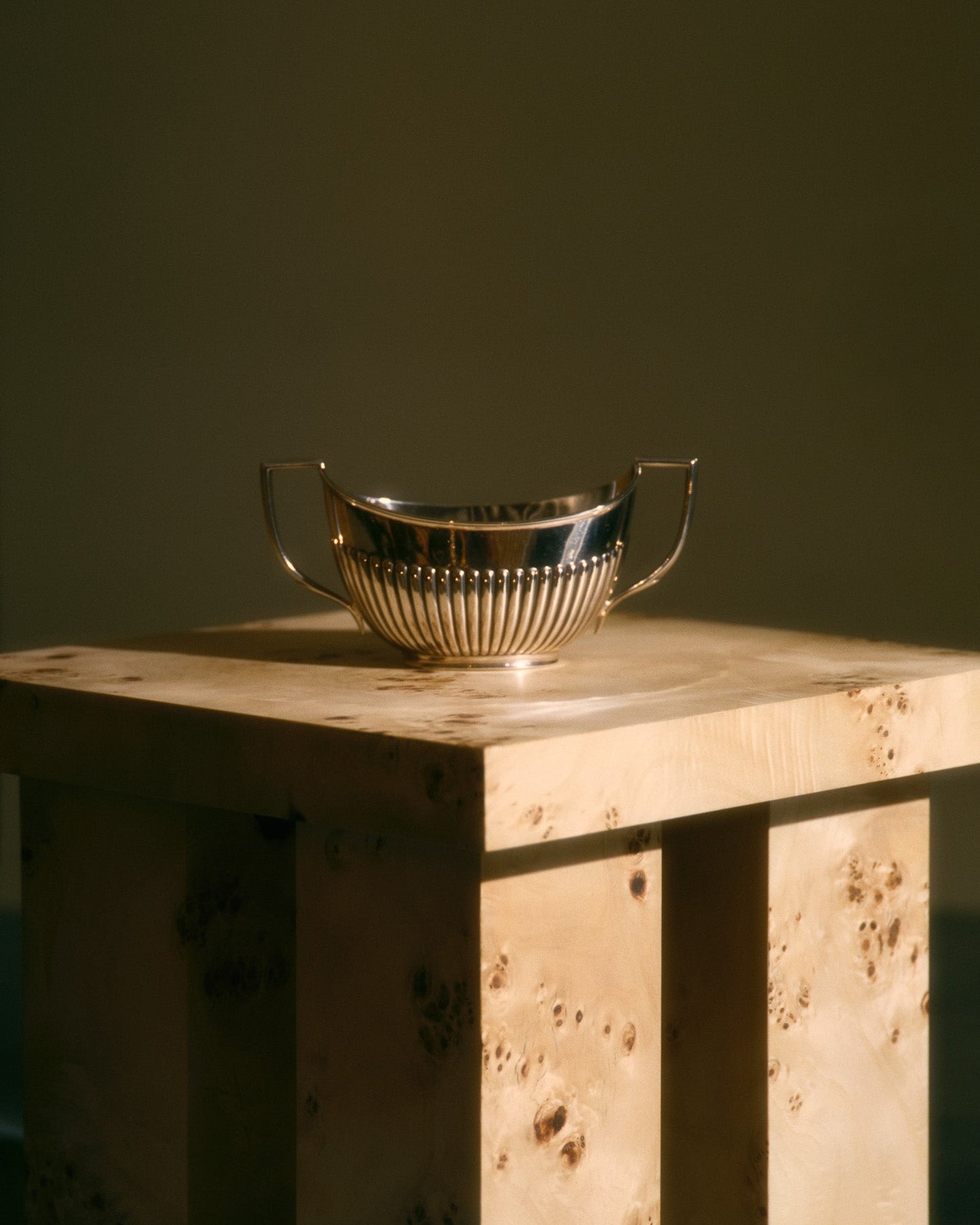 RESERVED-SZKLO STUDIO - SILVER-PLATED METAL TEA AND COFFEE SERVICE, SHEFFIELD, 1950s