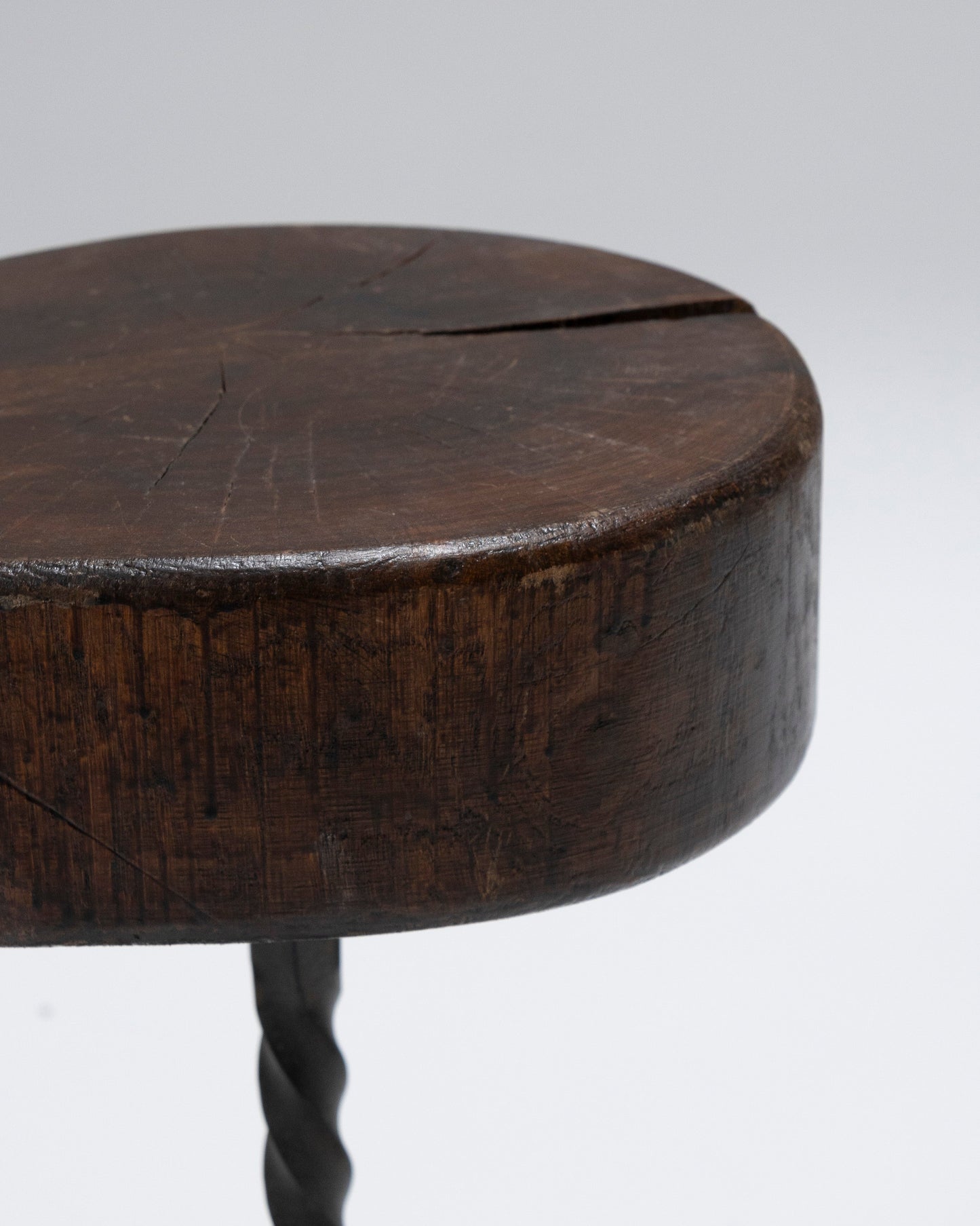 TABOURET BRUTALISTE EN BOIS MASSIF, 1960s