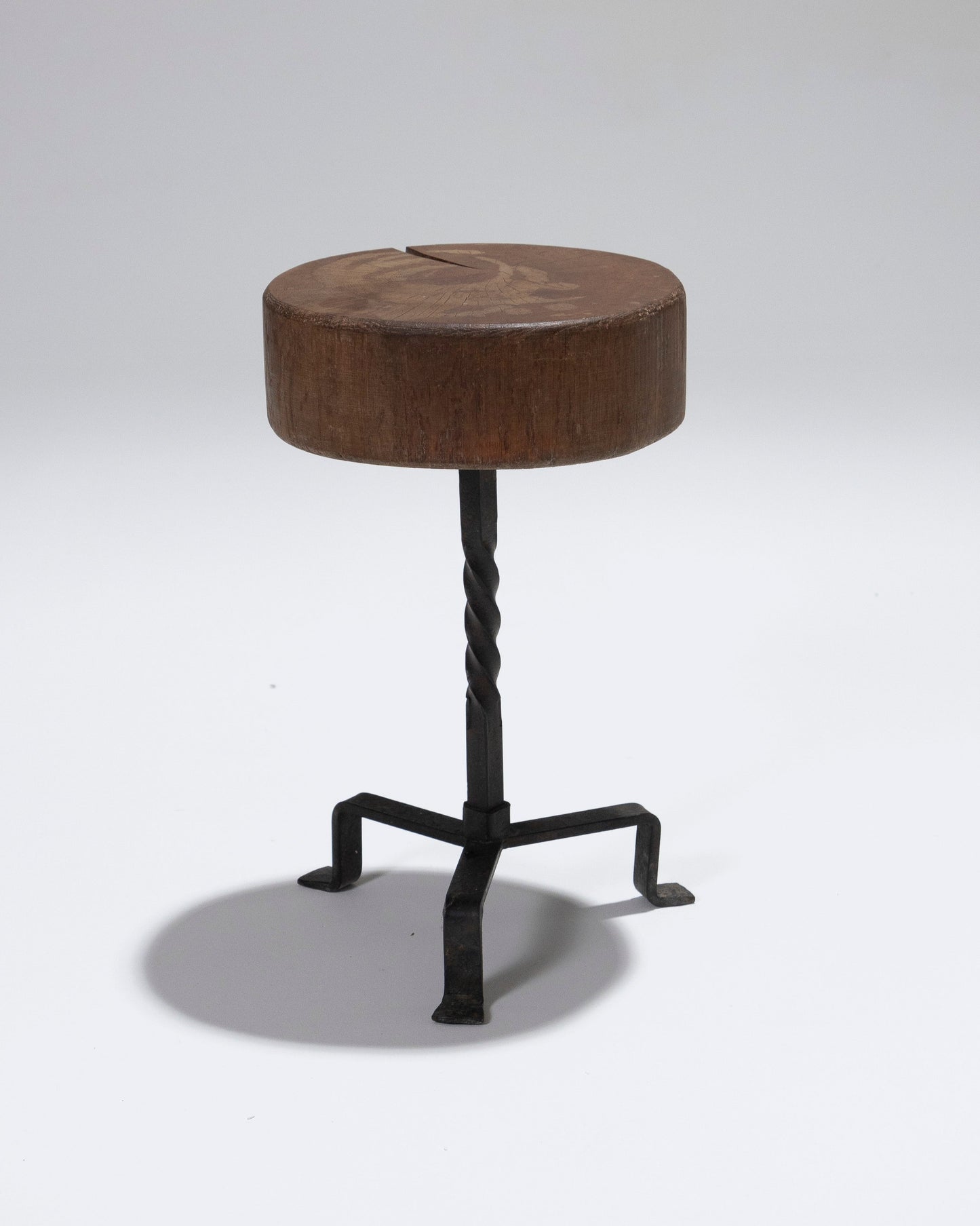 TABOURET BRUTALISTE EN BOIS MASSIF, 1960s