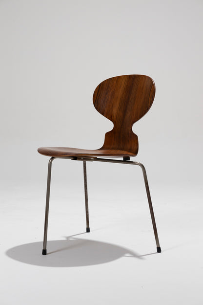 ARNE JACOBSEN „ANT“-STUHL, 1950er Jahre