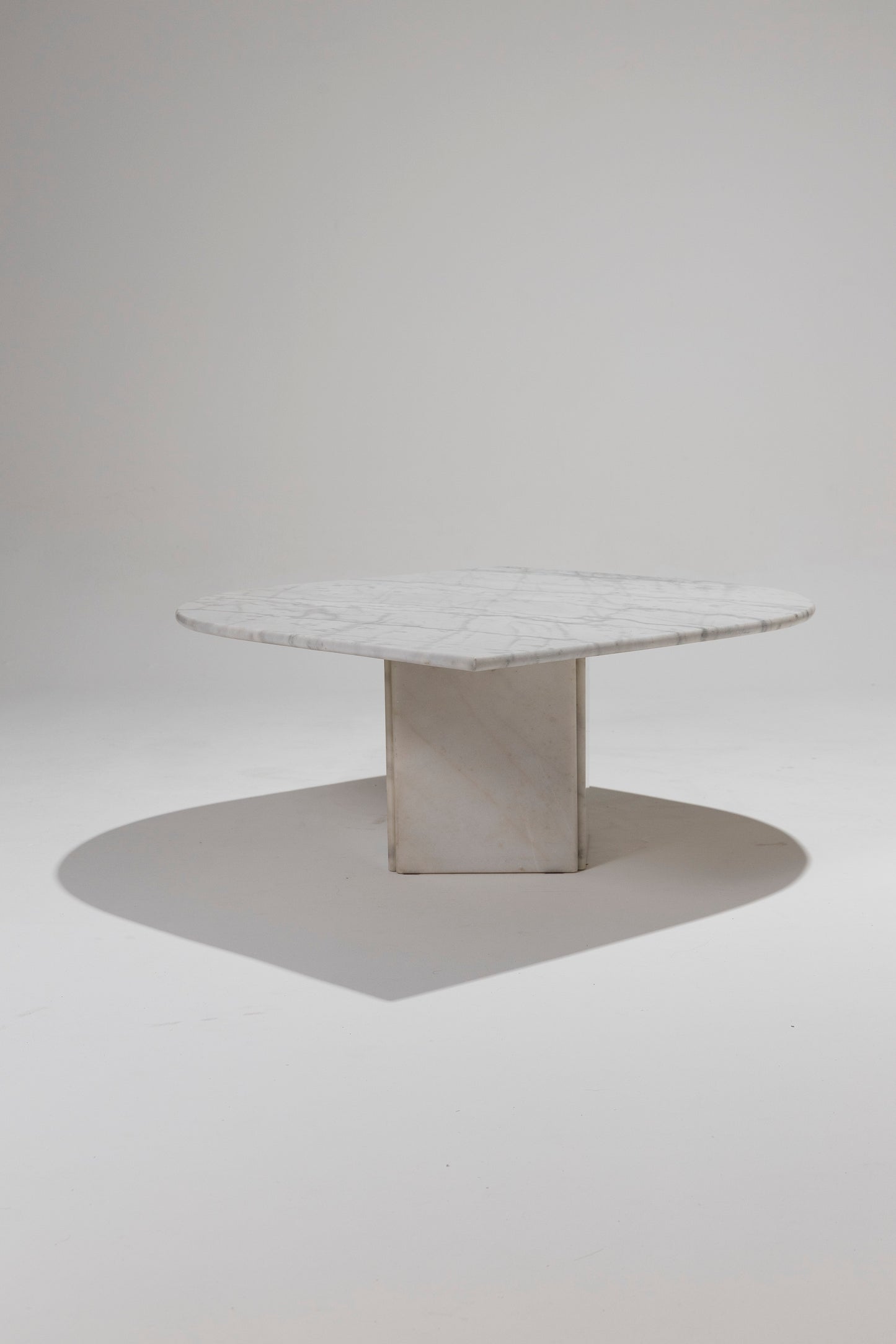 MARBLE EYE TABLE