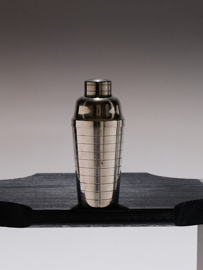 SHAKER EN MÉTAL ARGENTÉ, 1950s