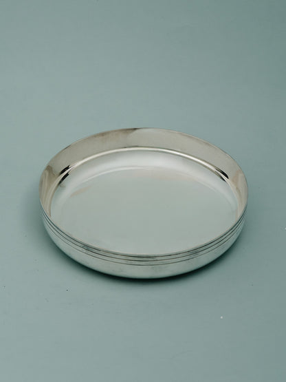 ASSIETTE A PATÉE POUR MOYEN CHIEN EN MÉTAL ARGENTÉ, 1960s