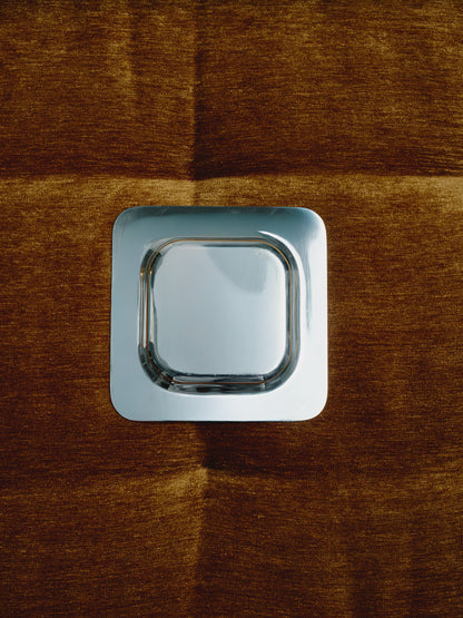 ASSIETTE À PÂTÉE EN MÉTAL ARGENTÉ POUR MOYEN CHIEN / CHAT, 1970s