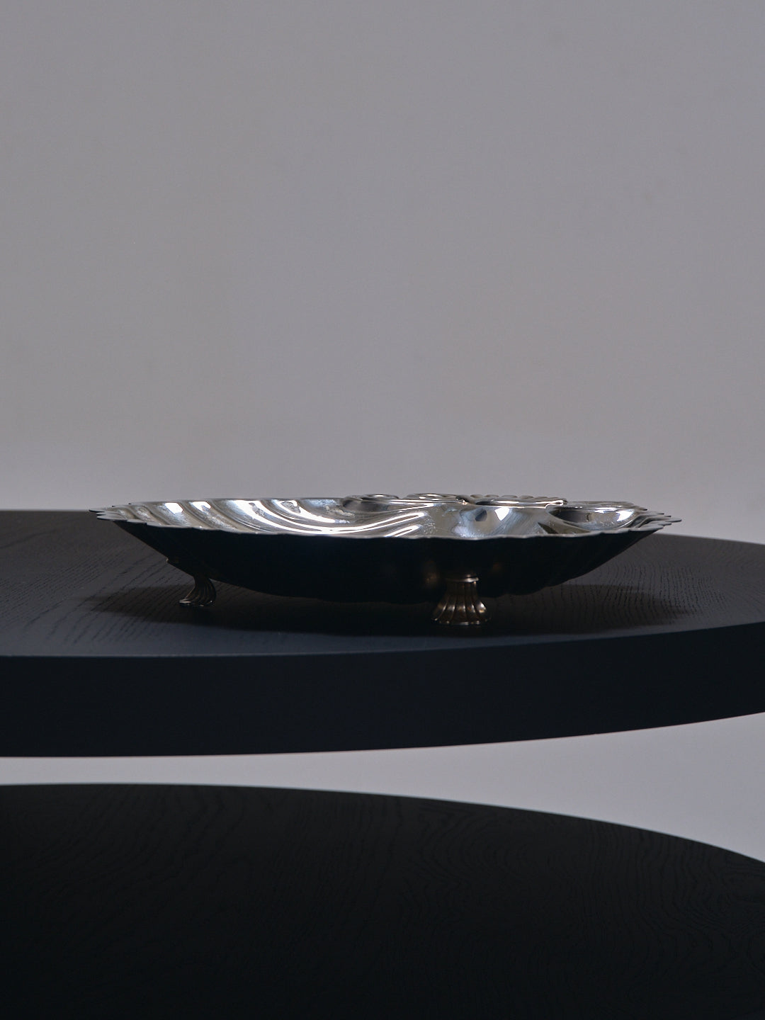 Large shell-shaped fruit bowl, 1970s 