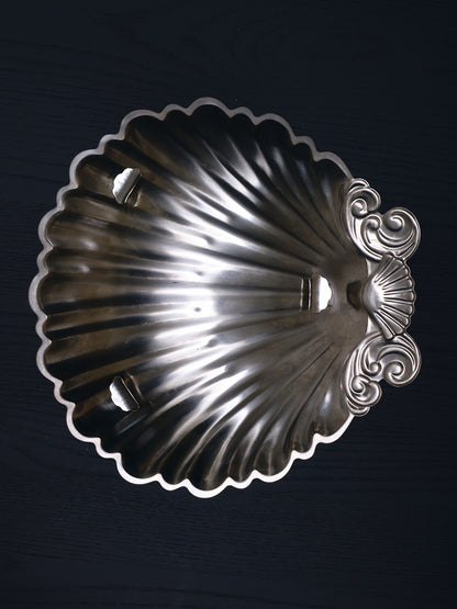 Large shell-shaped fruit bowl, 1970s 