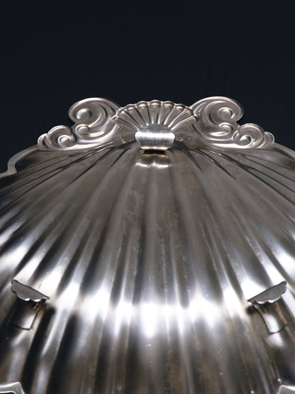 Large shell-shaped fruit bowl, 1970s 