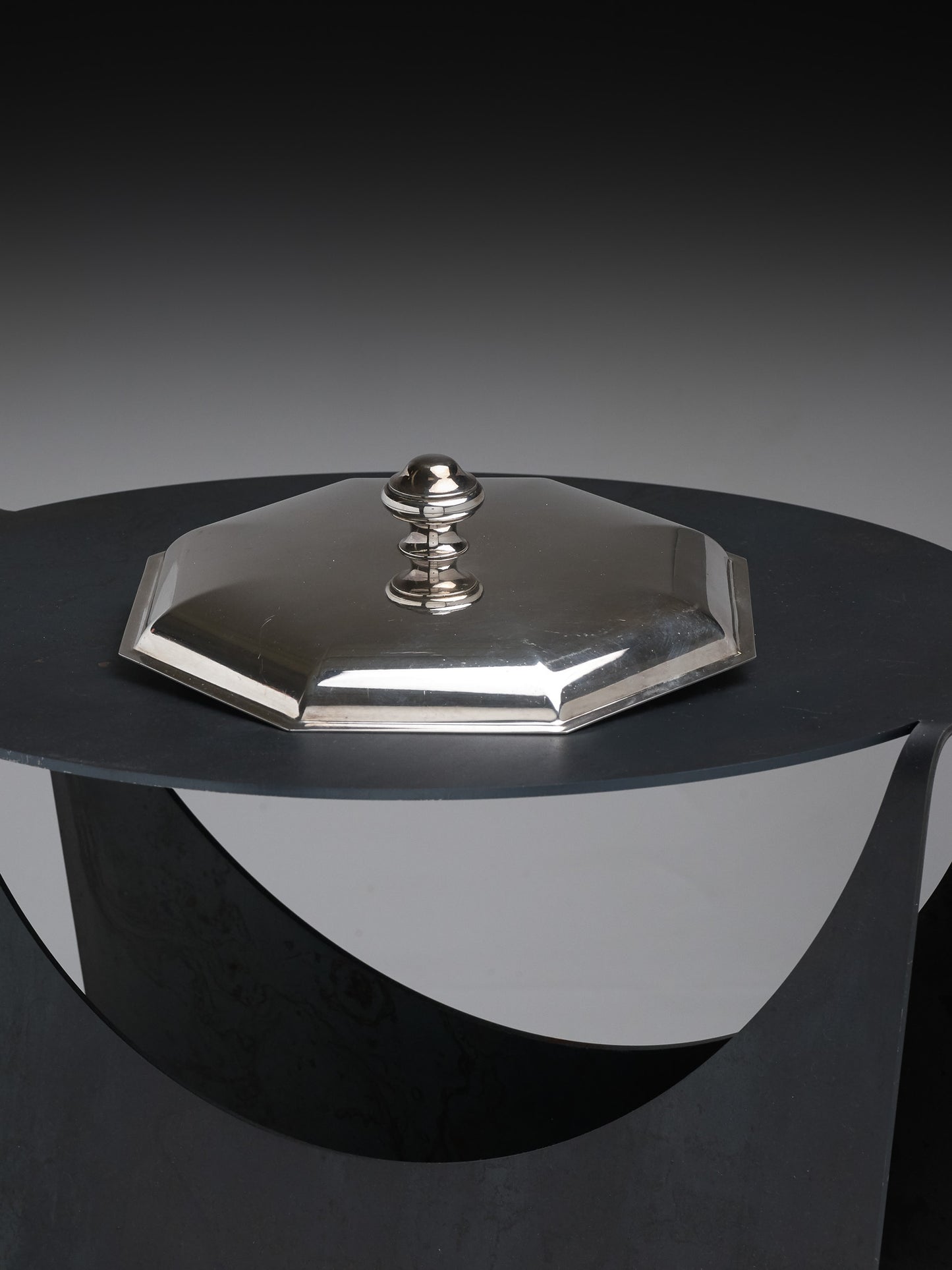 SILVER-PLATED METAL VEGETABLE DISH