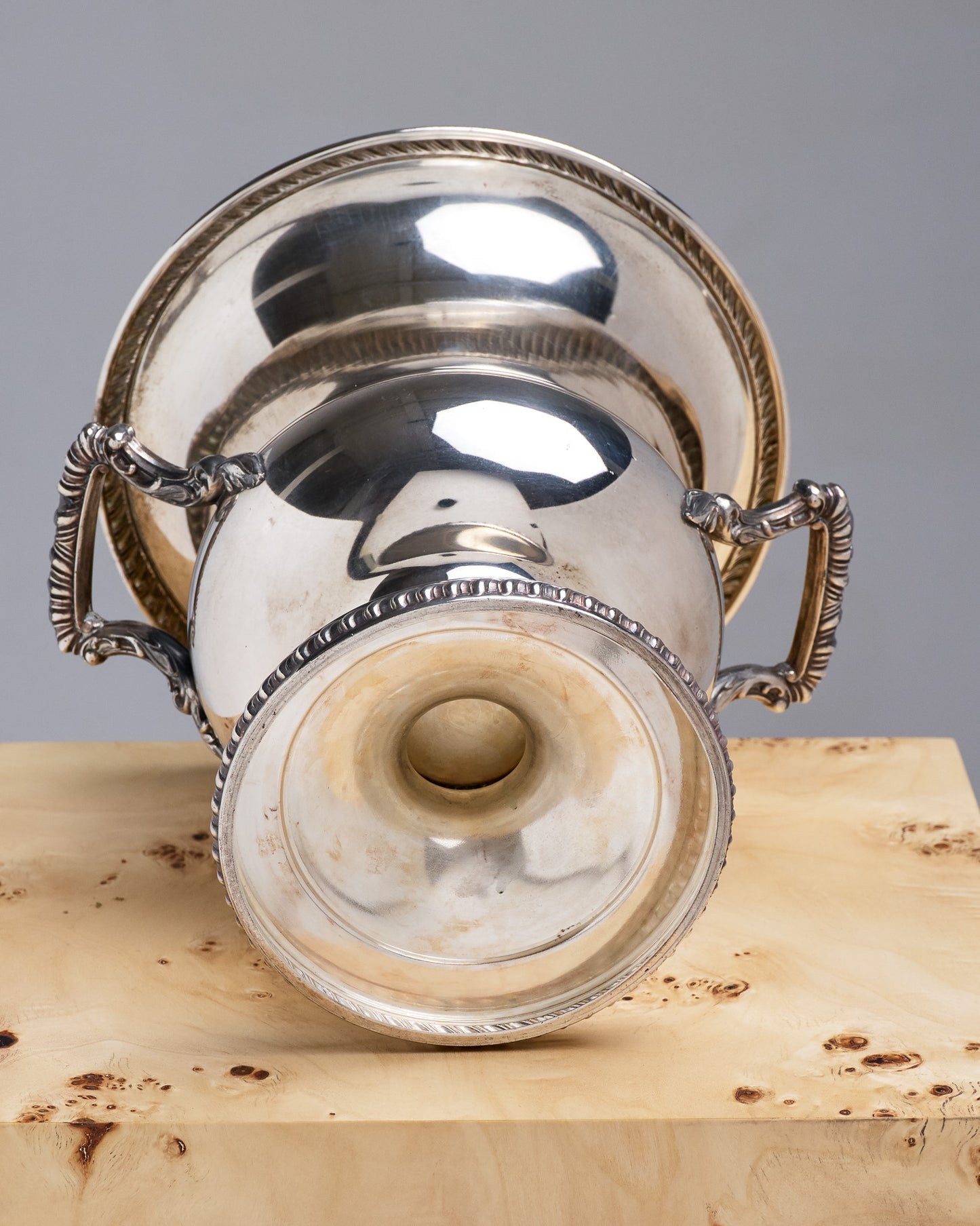 MEDICIS CHAMPAGNE BUCKET, SILVER-PLATED METAL