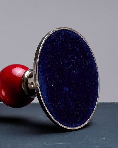 PAIRE DE BOUGEOIRS EN MÉTAL ET BOIS, 1970s