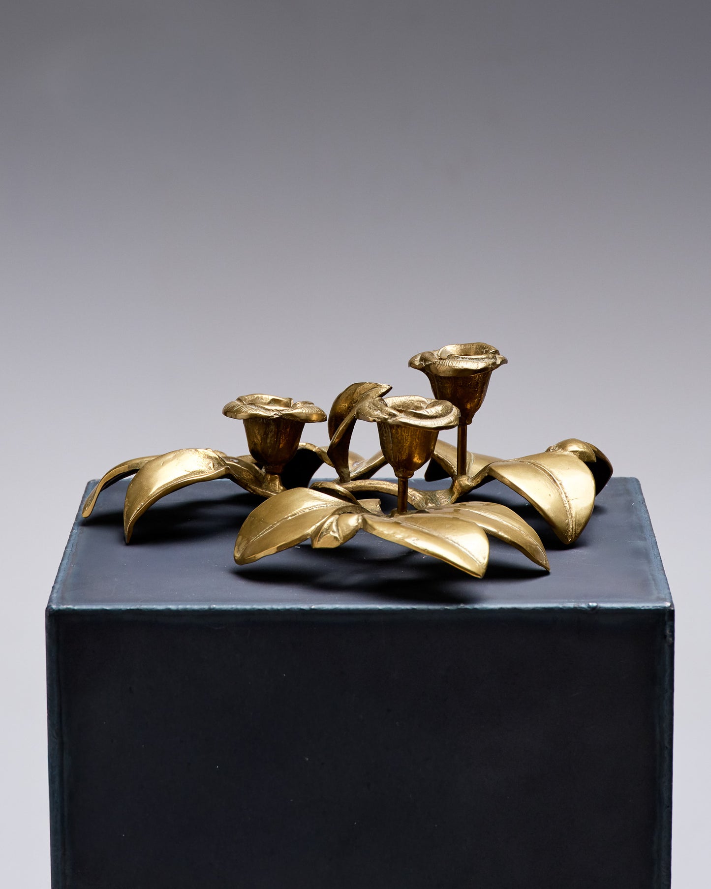 BOUGEOIR TROIS FEUX EN BRONZE, 1970s