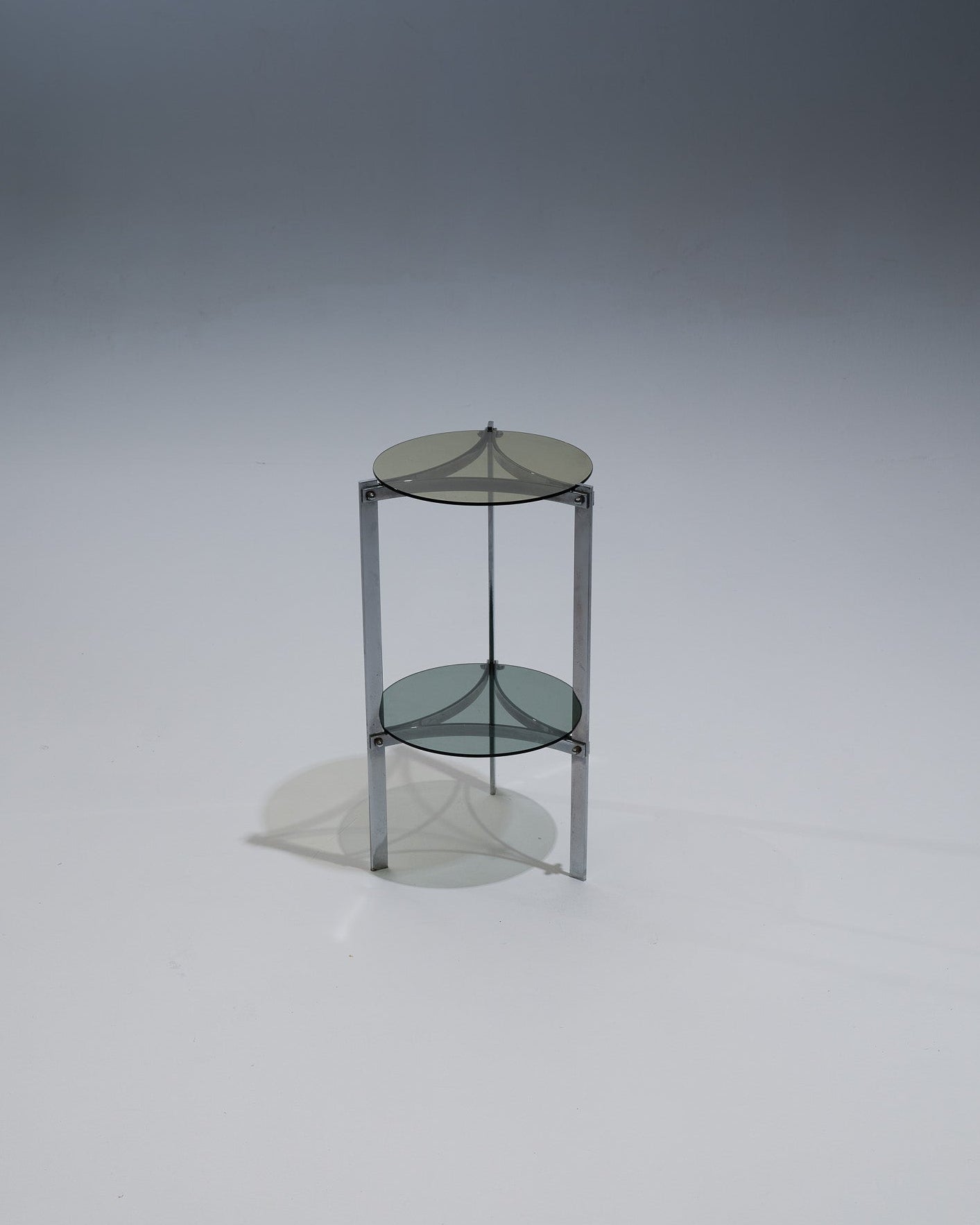 TABLE D'APPOINT EN MÉTAL ET VERRE, 1970s