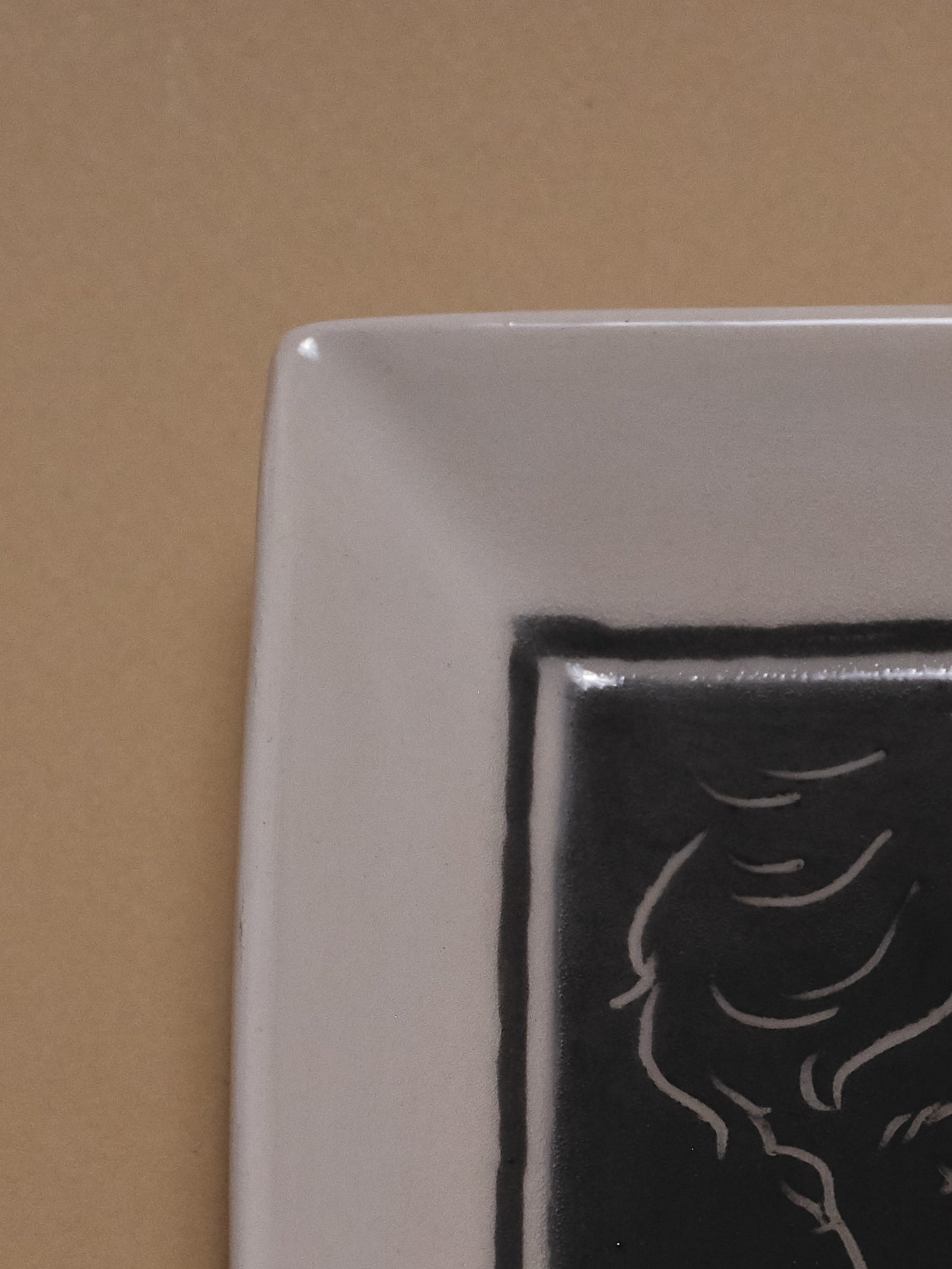 VIDE-POCHE EN CÉRAMIQUE DÉCOR VISAGE MASCULIN