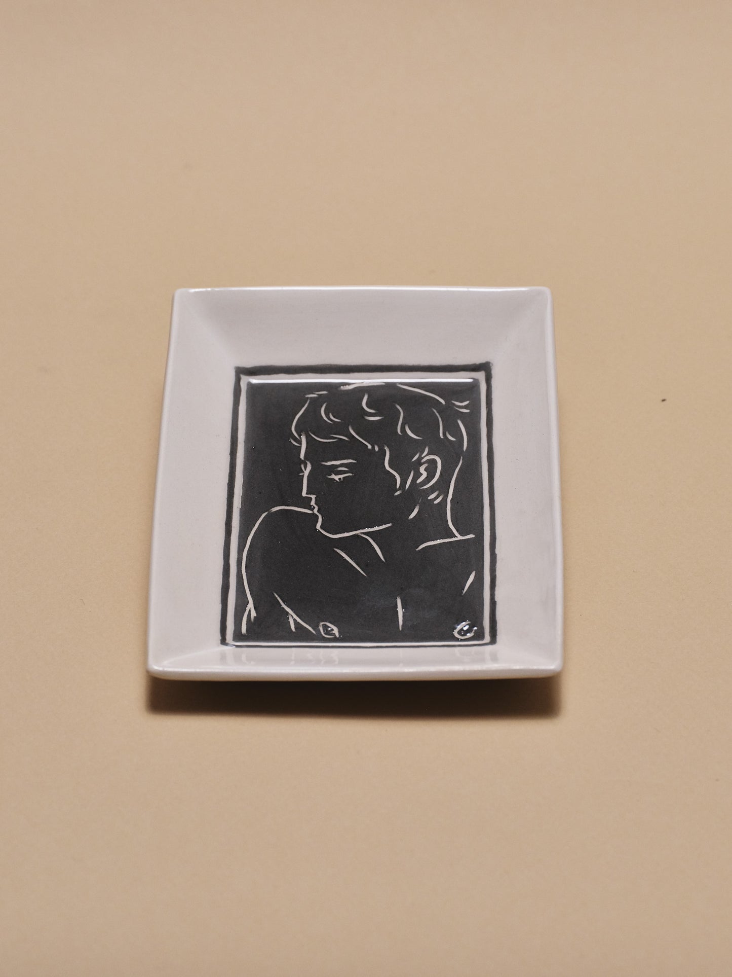 VIDE-POCHE EN CÉRAMIQUE DÉCOR VISAGE MASCULIN