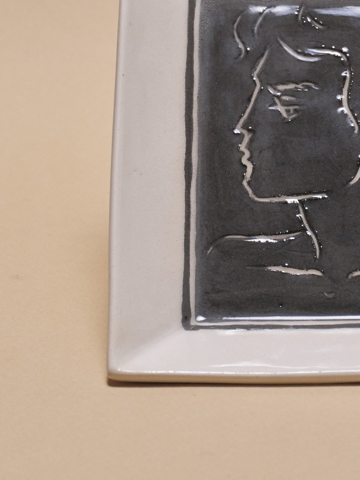 VIDE-POCHE EN CÉRAMIQUE DÉCOR VISAGE MASCULIN