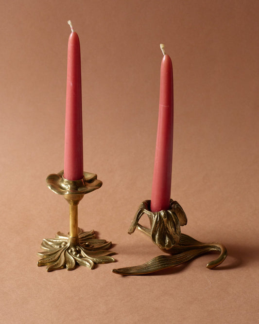 SET OF 2 BRASS CANDLESTICKS WITH FLORAL DECORATION