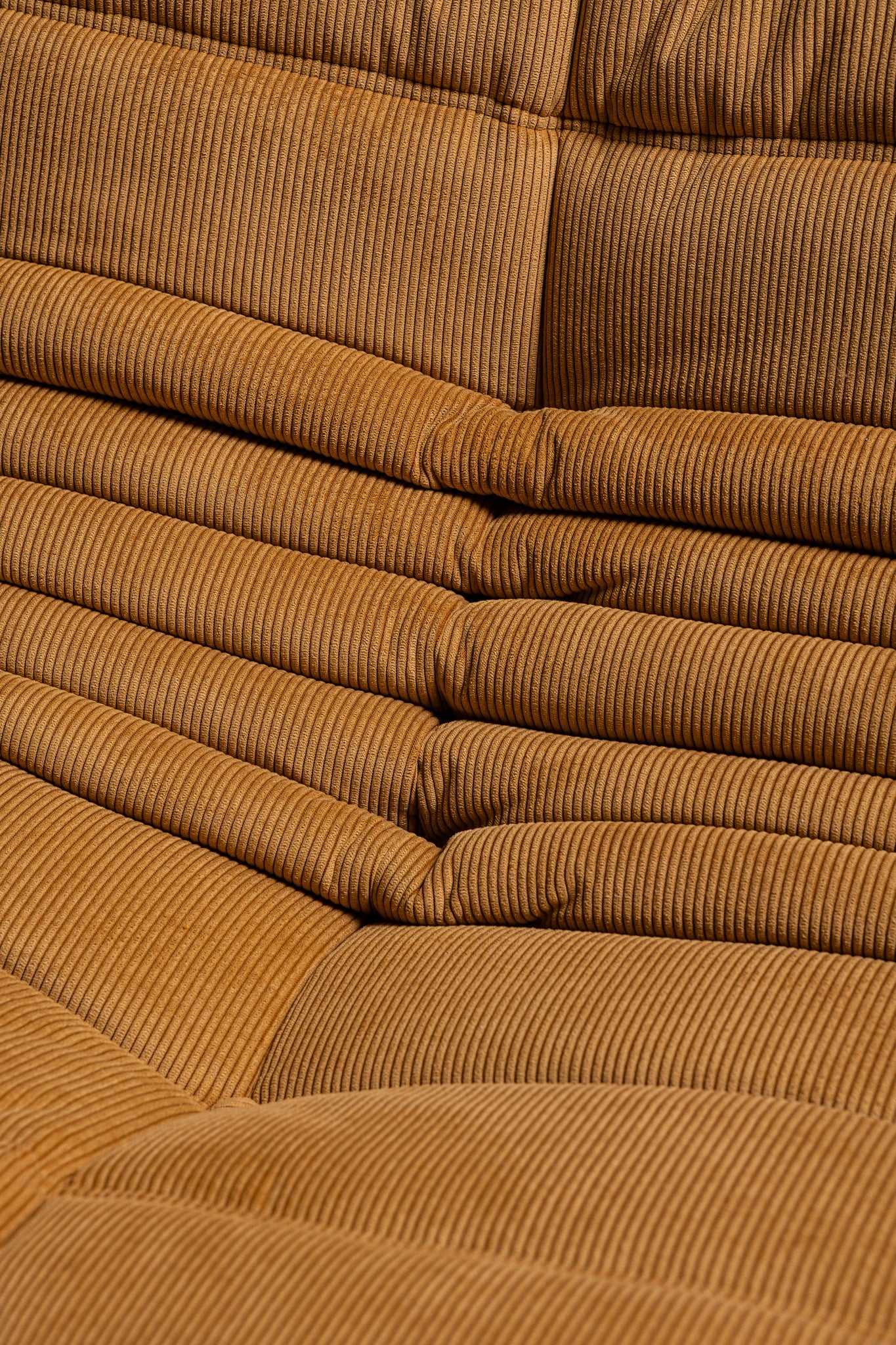 GRANDE BANQUETTE TOGO, MICHEL DUCAROY, LIGNE ROSET