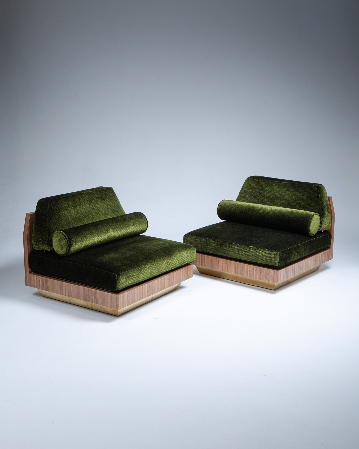 PAIRE DE FAUTEUILS W/S WOOD