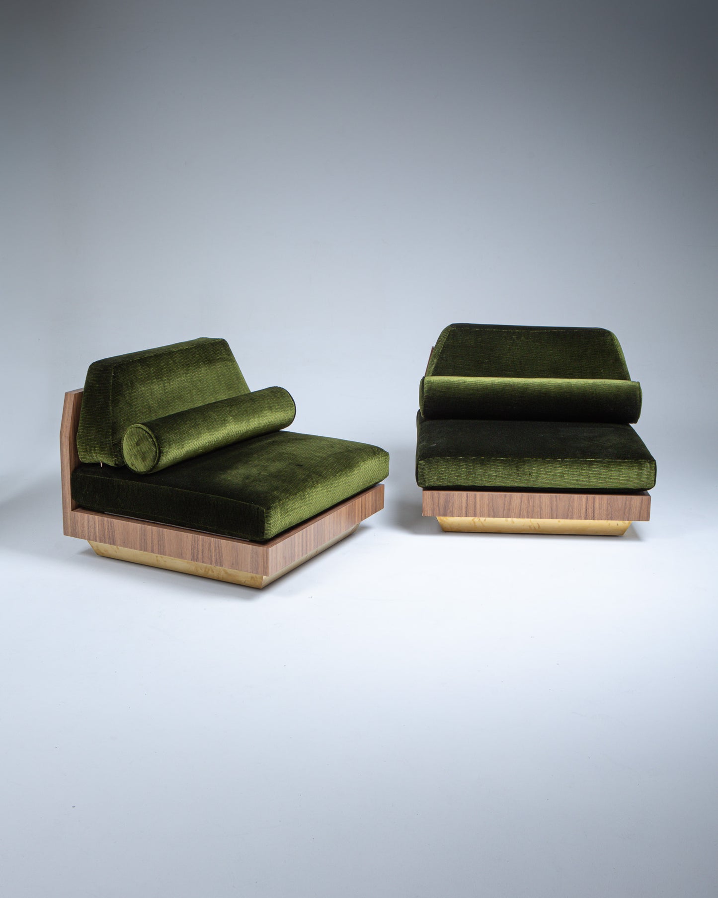 PAIRE DE FAUTEUILS W/S WOOD