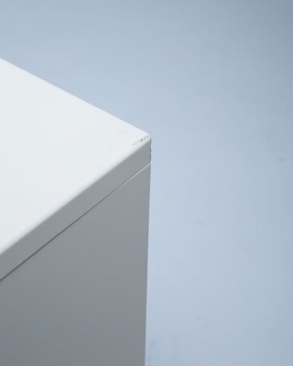 COMMODE EN LAQUE ET LAITON, ÉRIC MAVILLE, 1970s