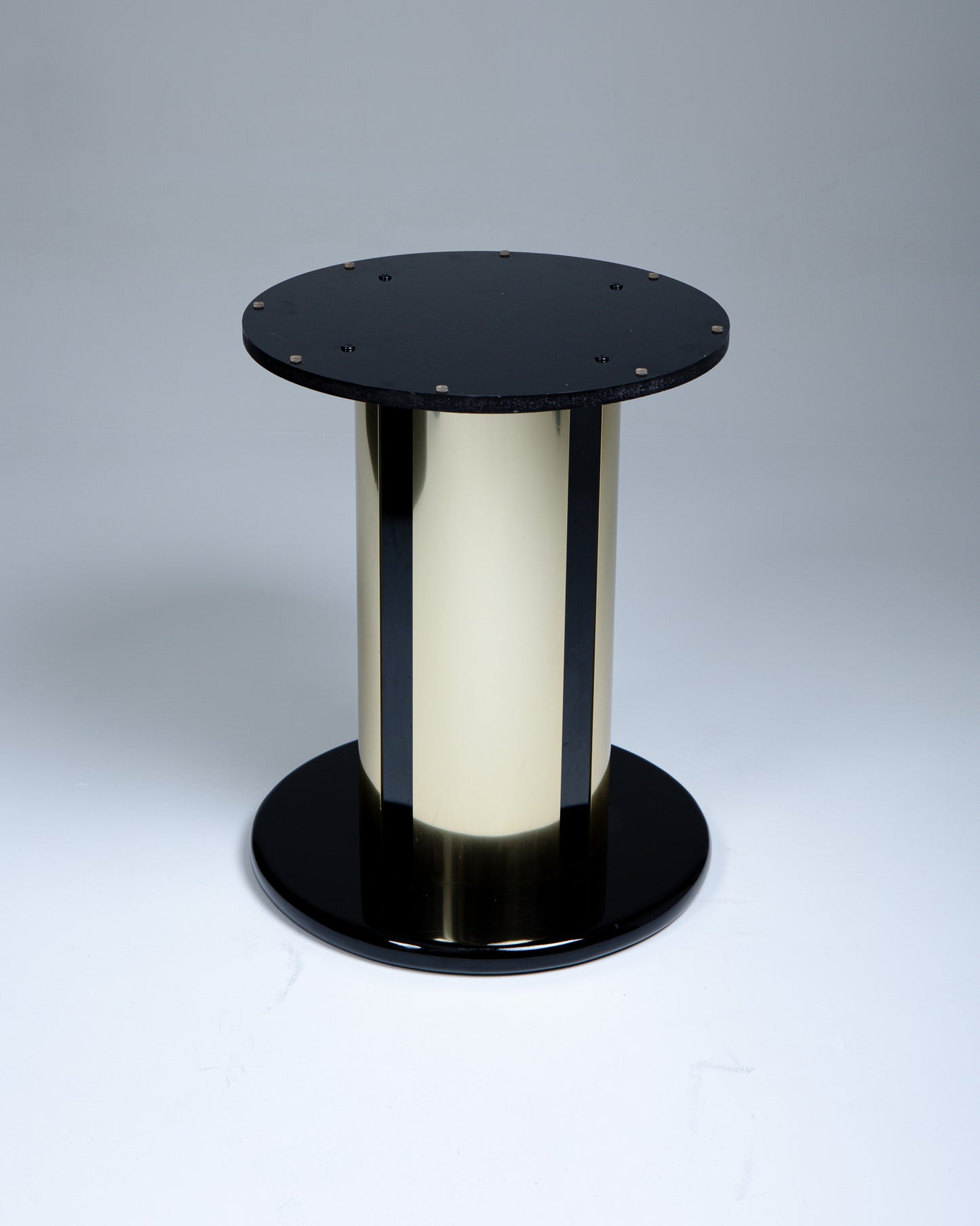 TABLE À MANGER EN LAITON ET VERRE, 1970s