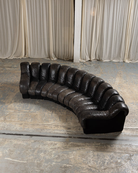 BLACK LEATHER DS-600 SOFA, DE SEDE, 1970s