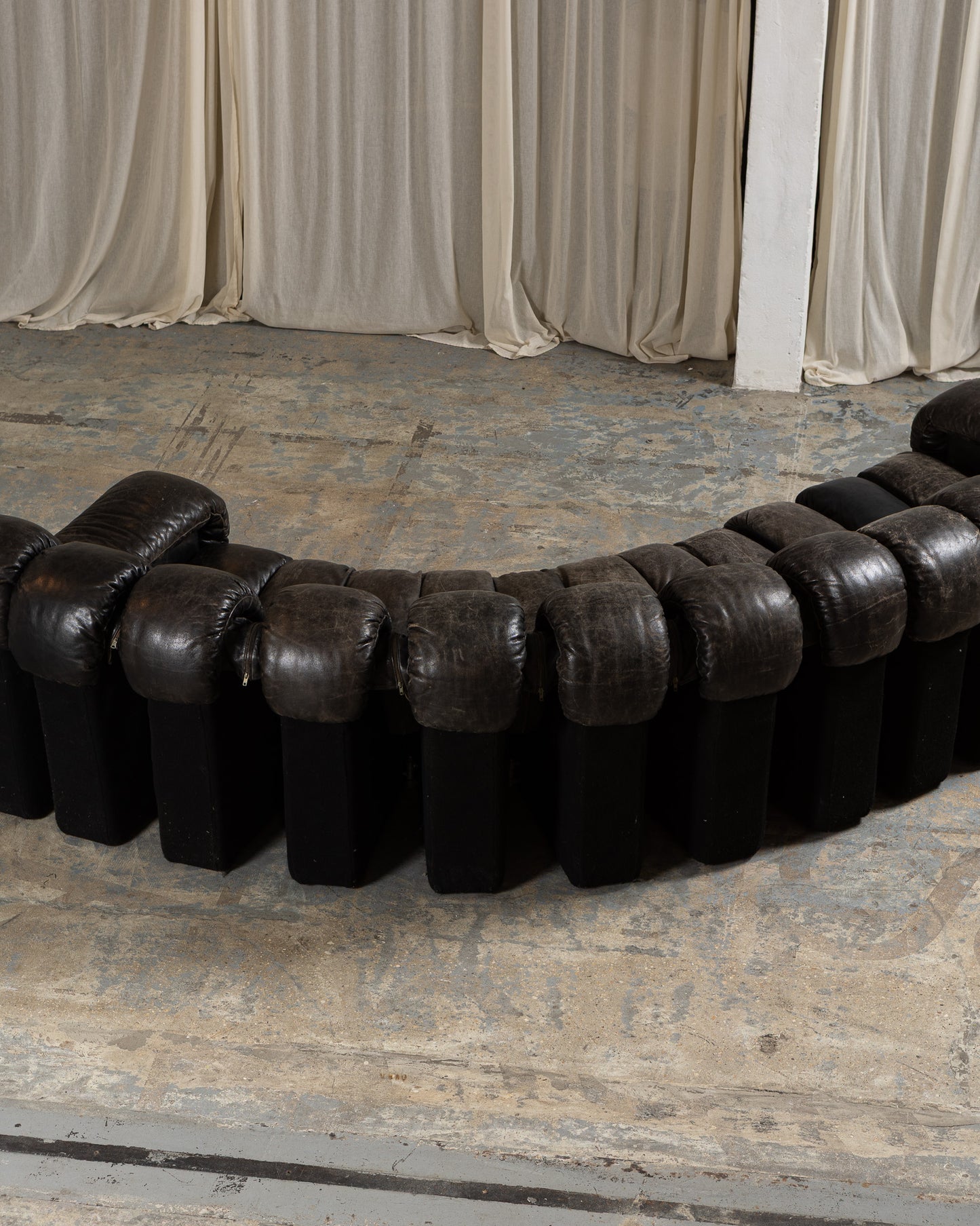 CANAPÉ DS-600 EN CUIR NOIR, DE SEDE, 1970s