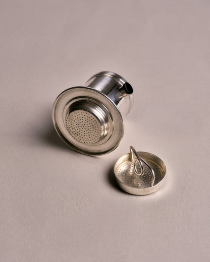 SILVER-PLATED METAL COFFEE FILTER