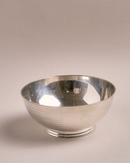 SILVER-TRIBBED METAL TRAY