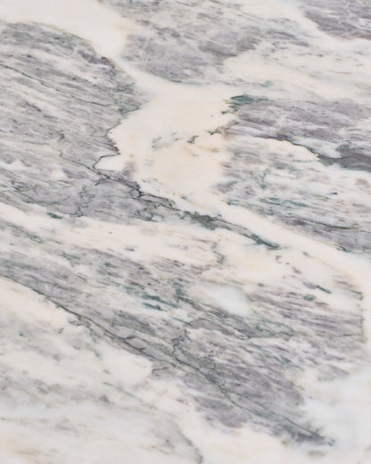 TABLE BASSE EN MARBRE BLANC ET GRIS